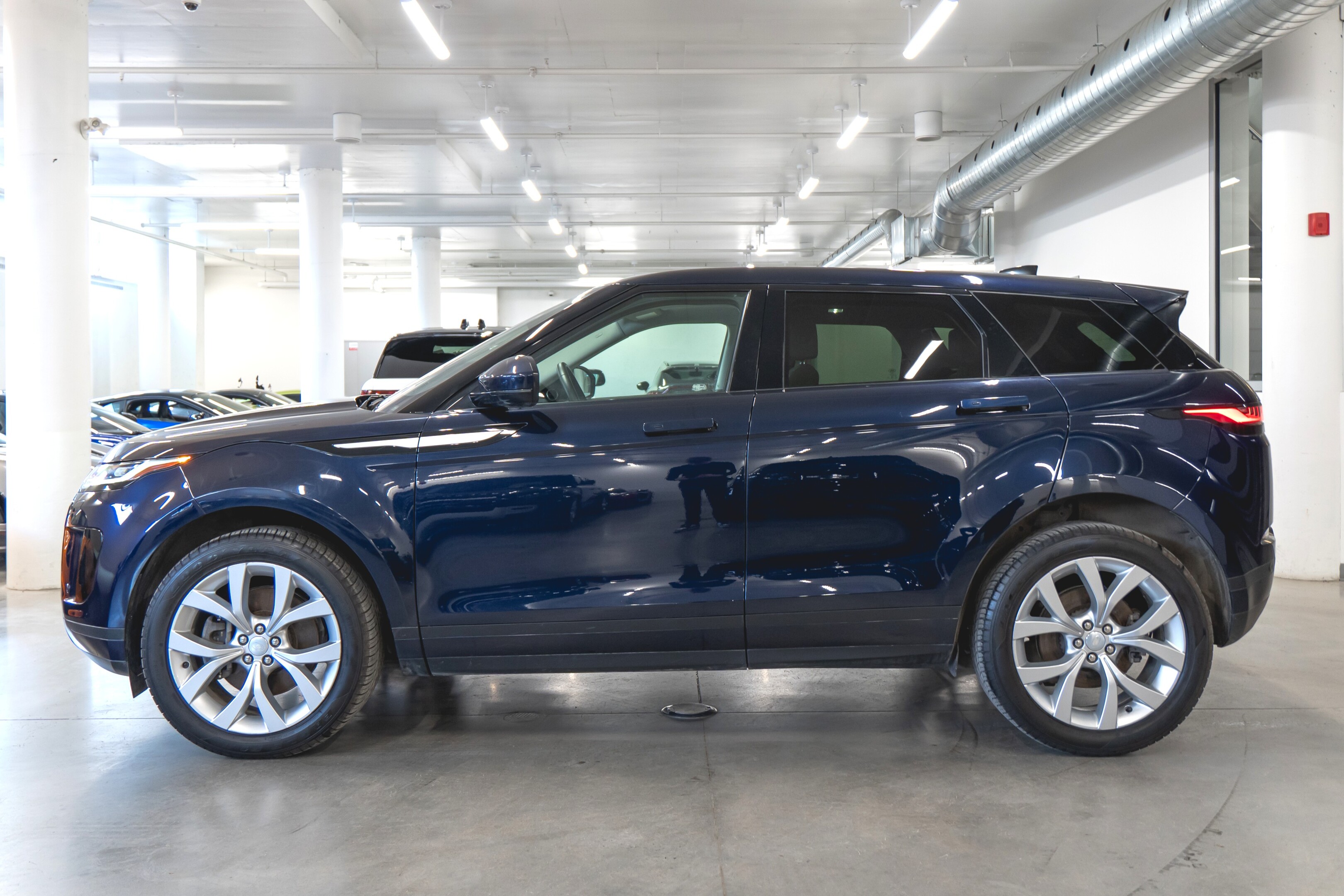 Land Rover-Range_Rover_Evoque-2023 (4)