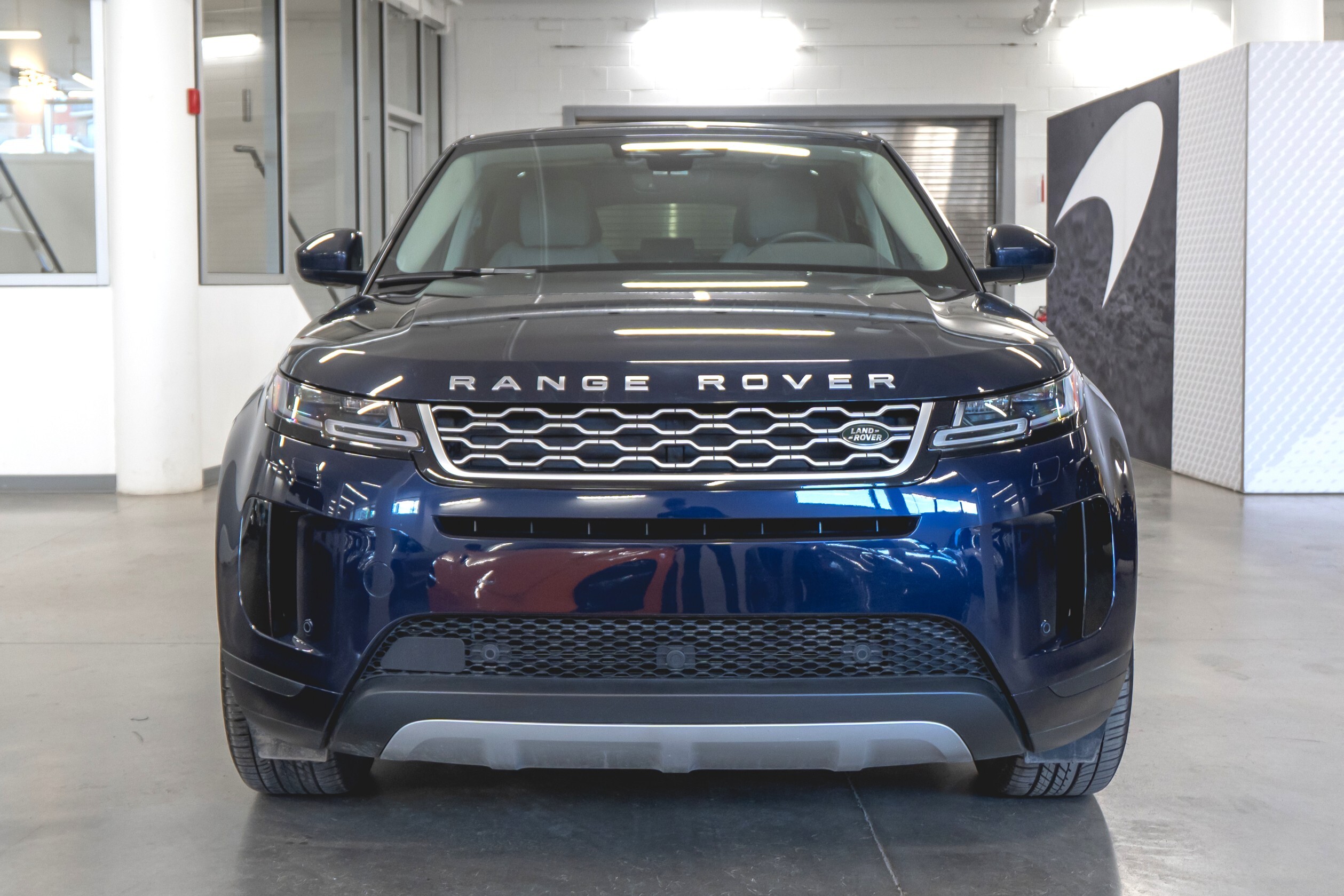 Land Rover-Range_Rover_Evoque-2023 (3)
